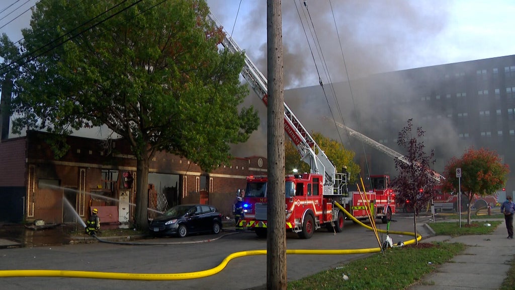 2 Minneapolis firefighters hurt in East Franklin Avenue business fire — WCCO / CBS Minnesota, Edina Health news