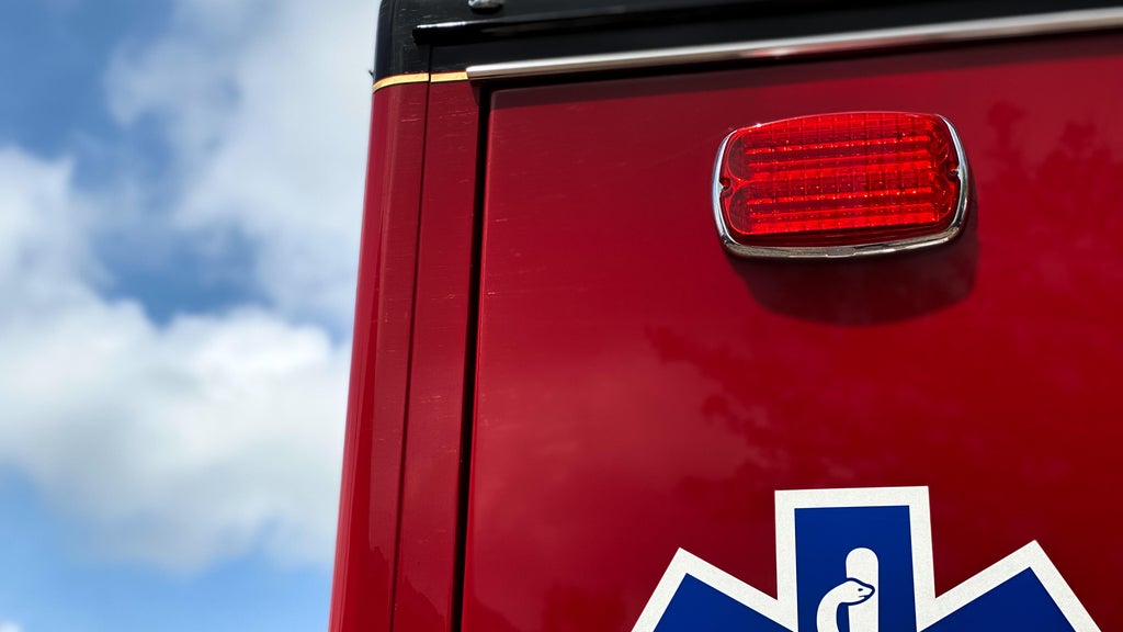 Man, 42, fatally struck by combine in southern Minnesota — WCCO / CBS Minnesota, Edina Health news