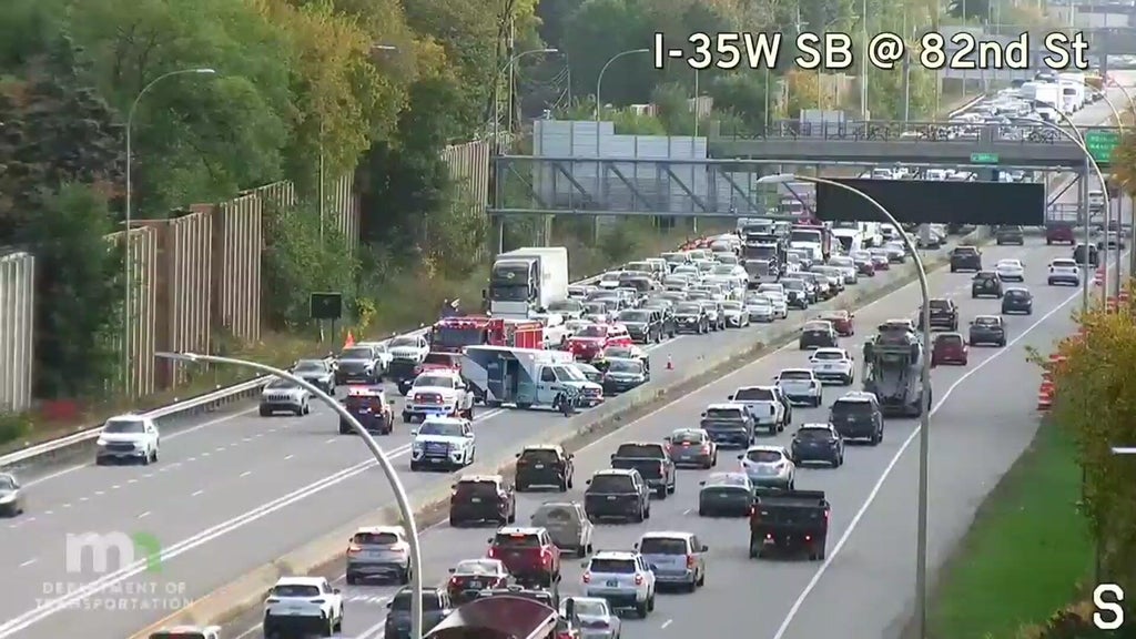 3 drivers injured in crash on Interstate 35W in Bloomington, state patrol says — WCCO / CBS Minnesota, Edina Health news