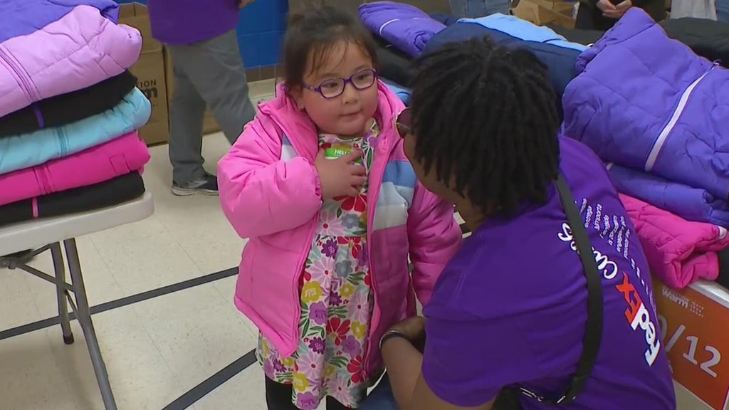 Hundreds of St. Paul students gifted free winter coats by Operation Warm — WCCO / CBS Minnesota, Edina Schools news