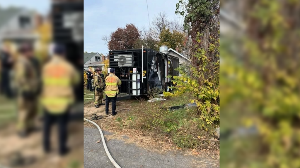 3 adults hospitalized after fire at food truck on St. Paul's east side — WCCO / CBS Minnesota, Edina Dining news