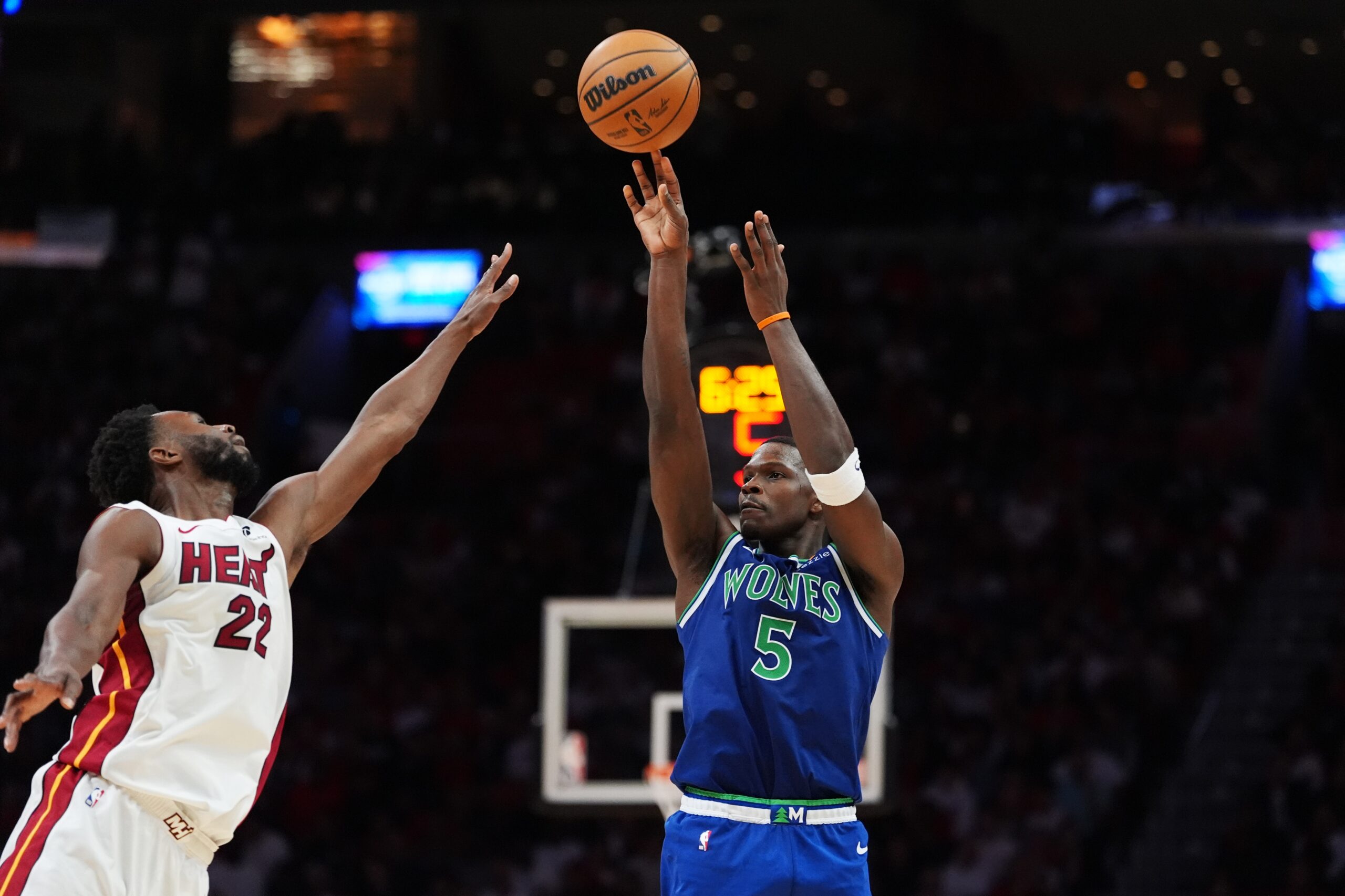 Anthony Edwards scores 45, Wolves roll past Heat 131-106 to spoil Giannis’ opener — KSTP 5, Edina Business news