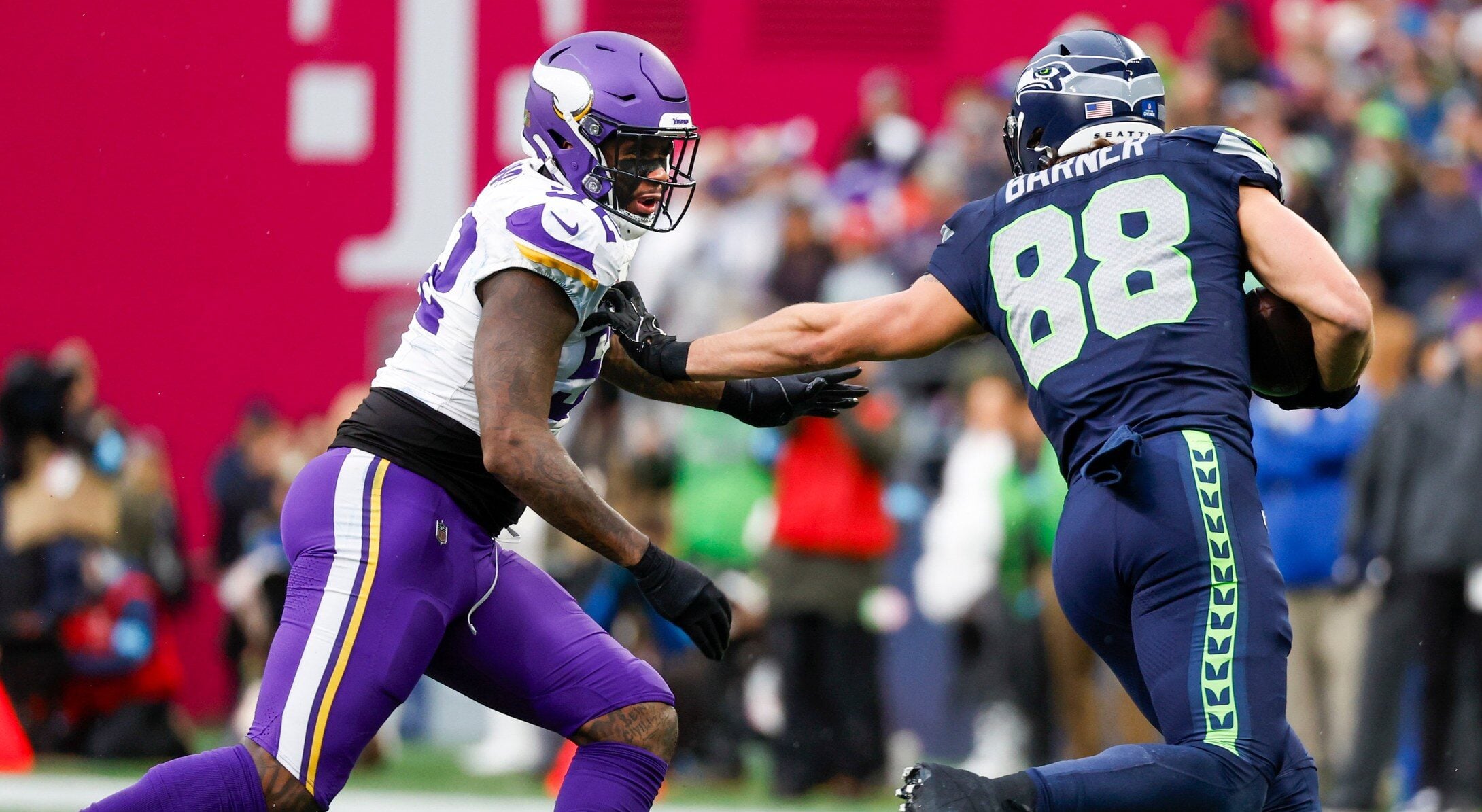 MN Vikings Bring Back Familiar Linebacker (Again) — Minnesota Sports Fan, Edina Arts news