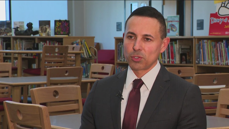 Del Valle ISD superintendent to leave in November — KVUE (Austin), Edina Schools news