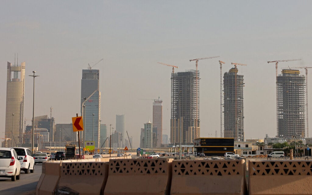US airlines warned to exercise caution in Saudi airspace after 2nd deadly airport attack — Times of Israel, Edina Technology news