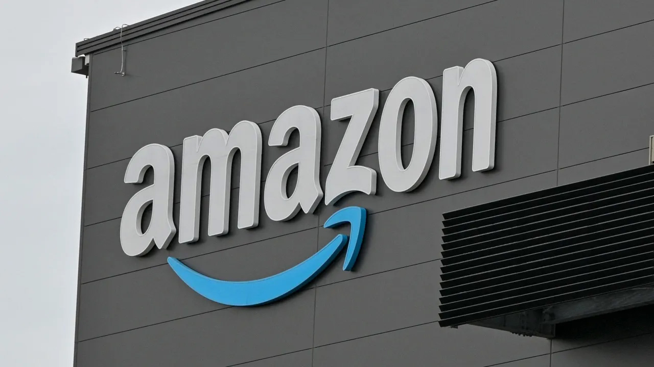 Amazon to hire more than 300,000 US workers for holiday shopping rush — FOX 9, Edina Business news