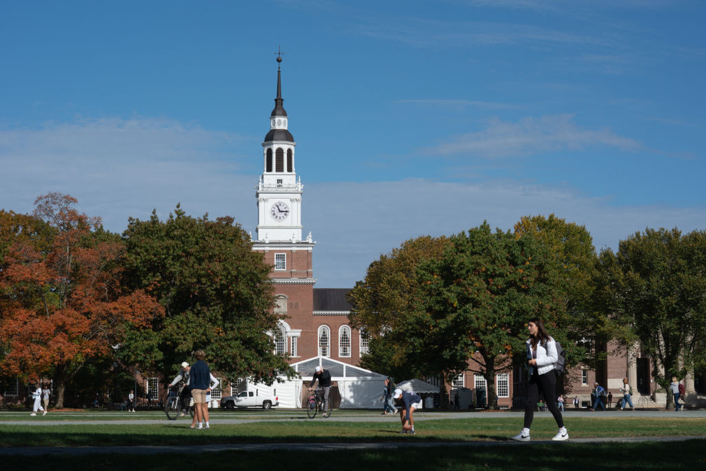 Dartmouth provost resigns after AI detector flags his writing — Edina Technology news