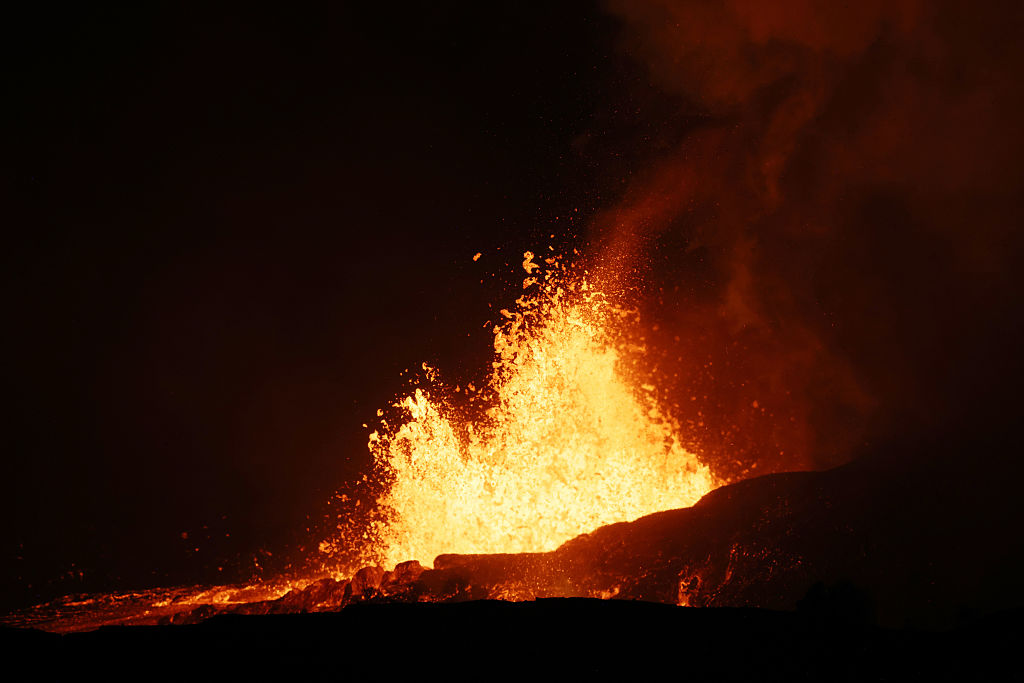 Kīlauea volcano activity prompts trail closures at popular Hawaii national park — FOX 9, Edina Schools news